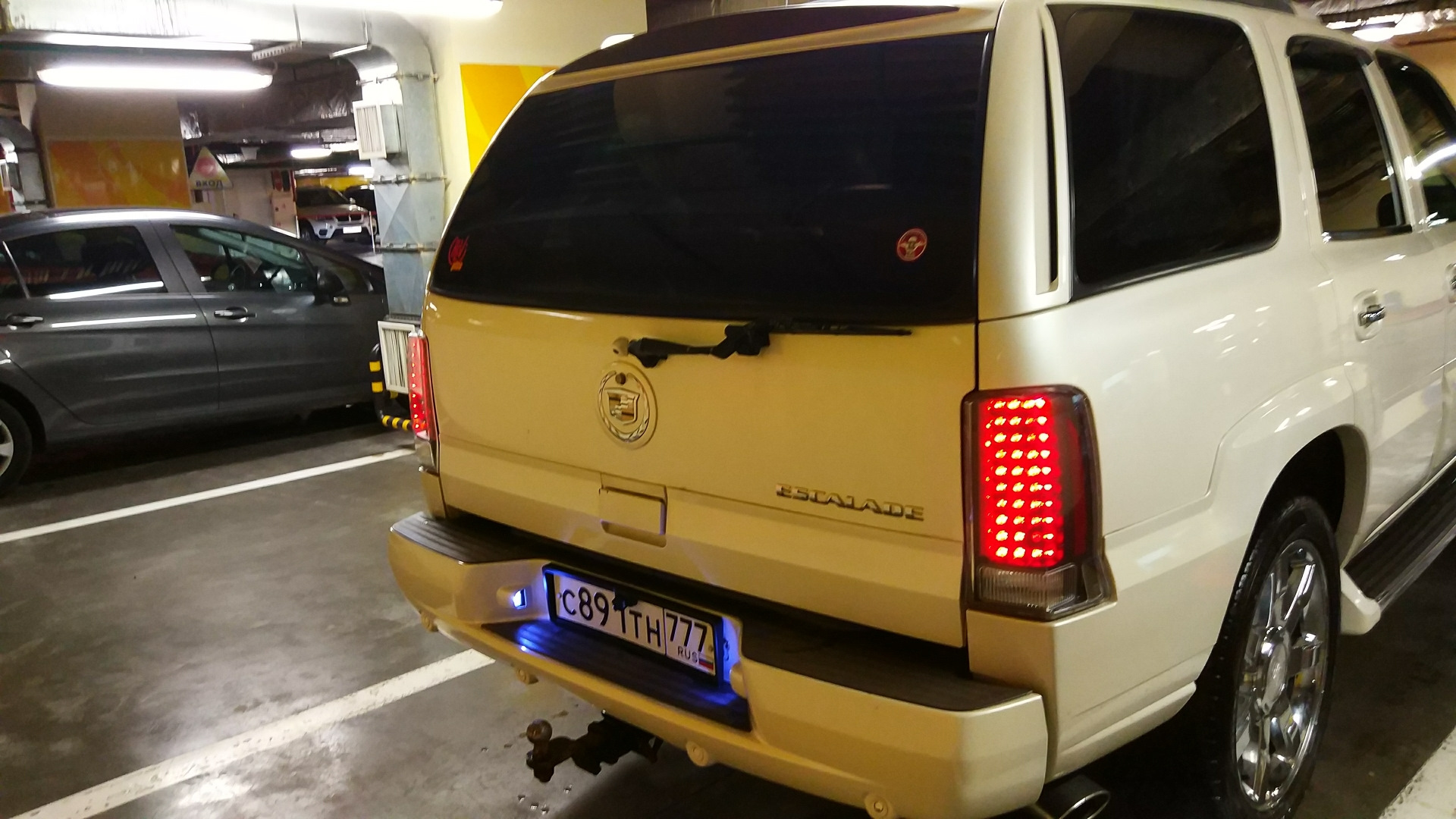 Cadillac Escalade 2004 Tuning