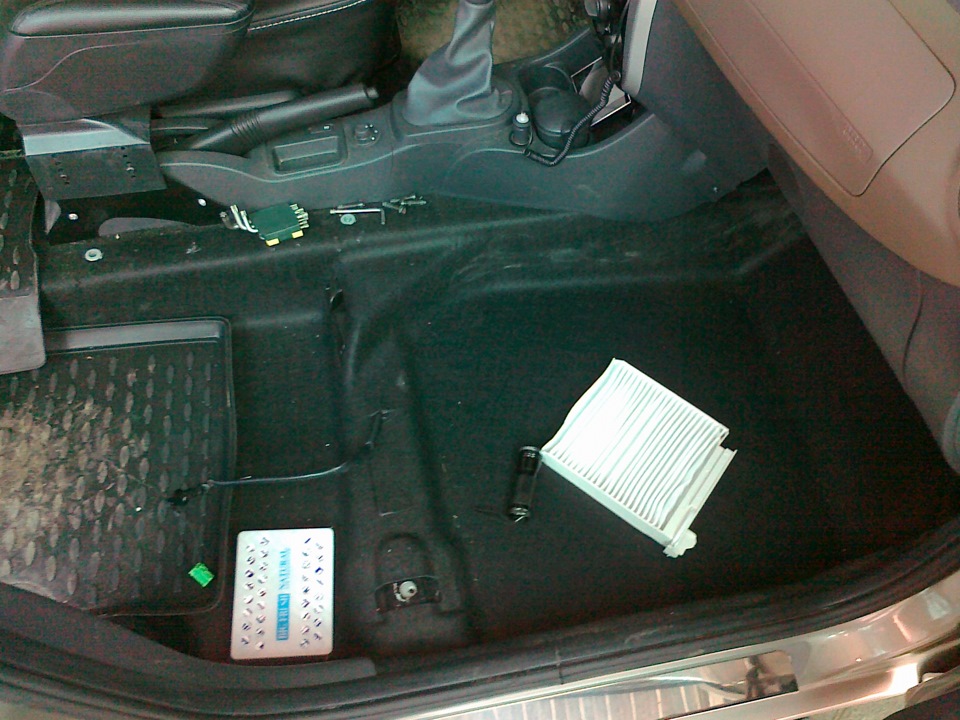 Установка салонного фильтра плюс регулировка ручника — LADA Ларгус, 1,6 ...