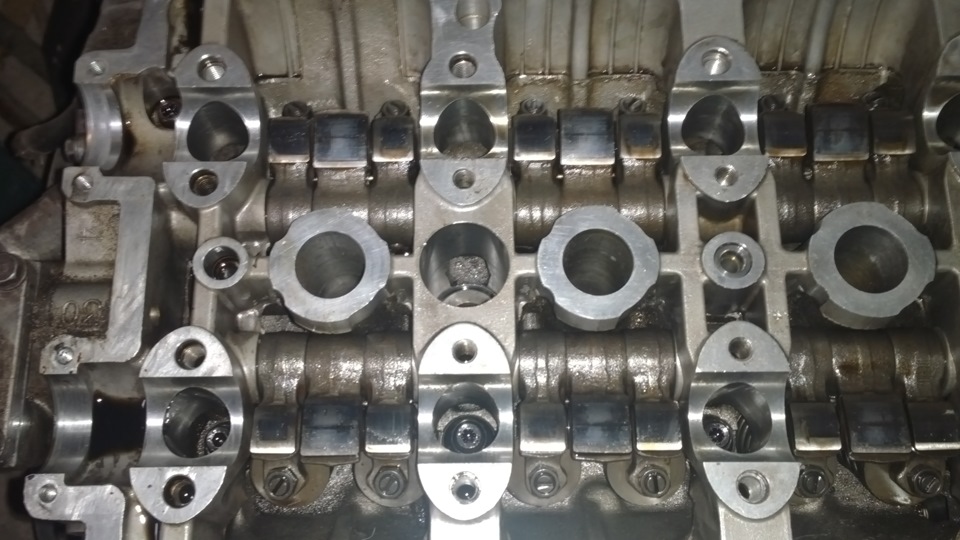 Постель распредвала змз 402. 6 16 гбц ваз 2112. Постель е60 распредвала. 7 битурбо. Постель распредвала d4cb евро 4.