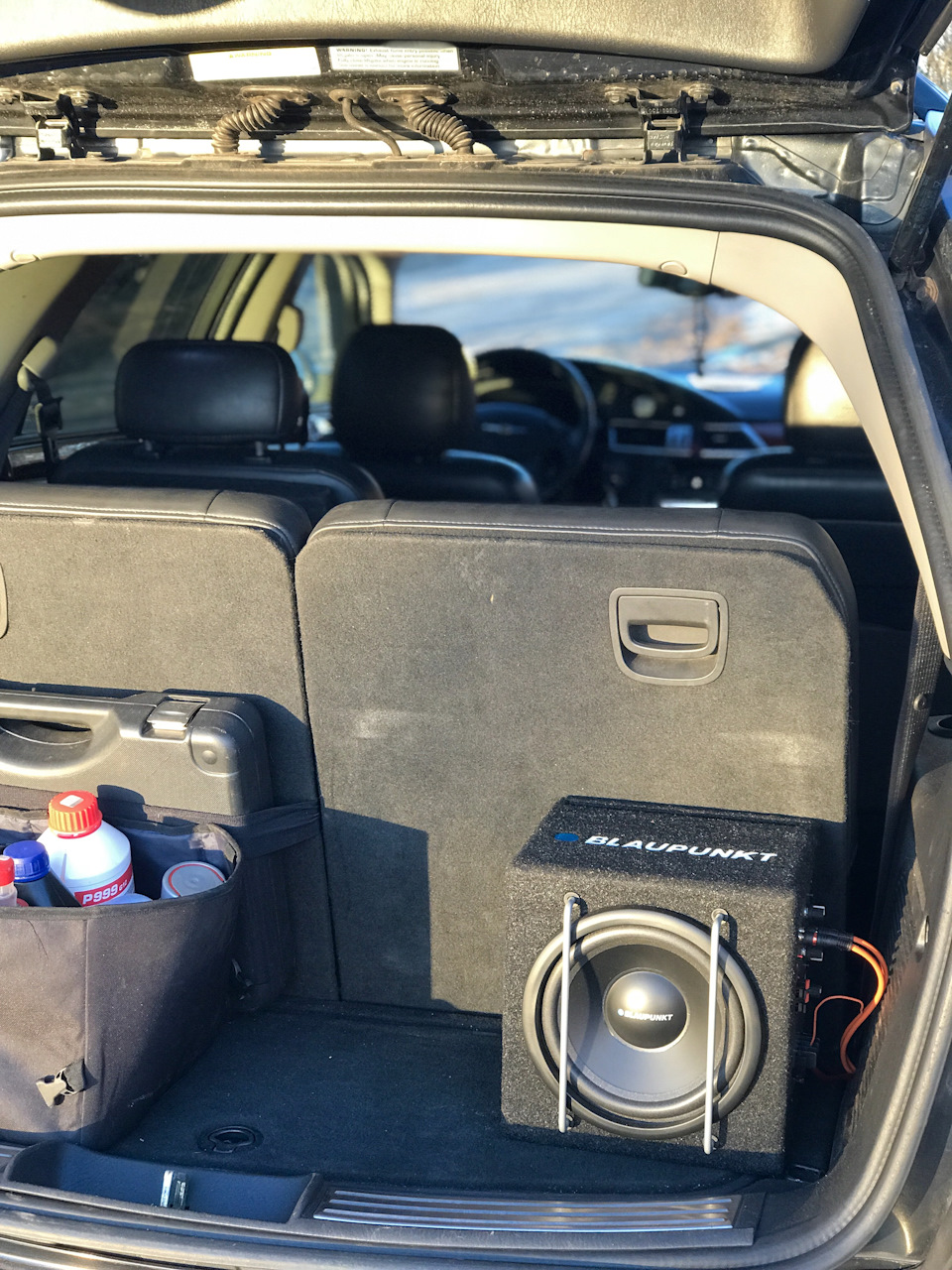 Установка сабвуфера Blaupunkt GTB 8200 А — Chrysler Pacifica (1G), 3,5 ...