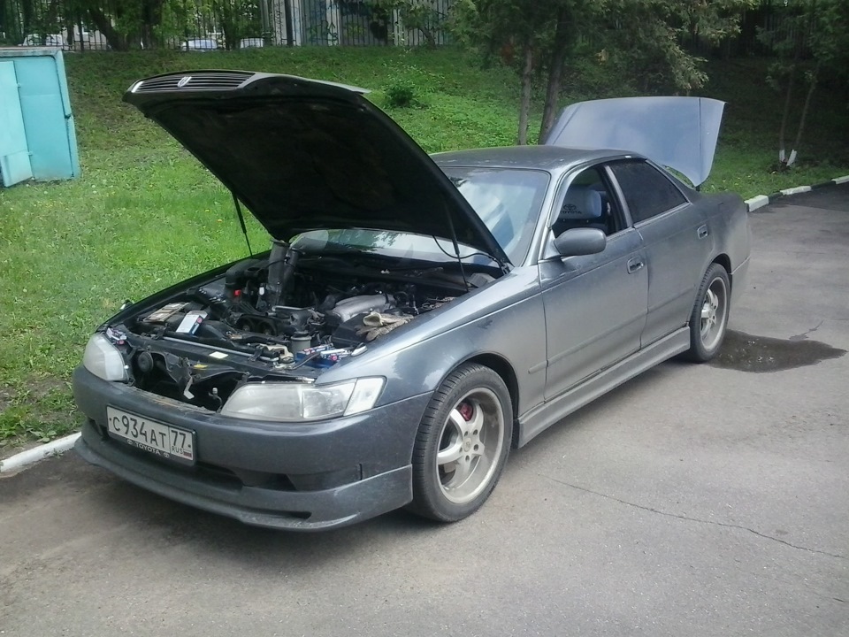 замена свечей и бегунка трамблера — Toyota Mark II (90), 3 л, 1995 года ...