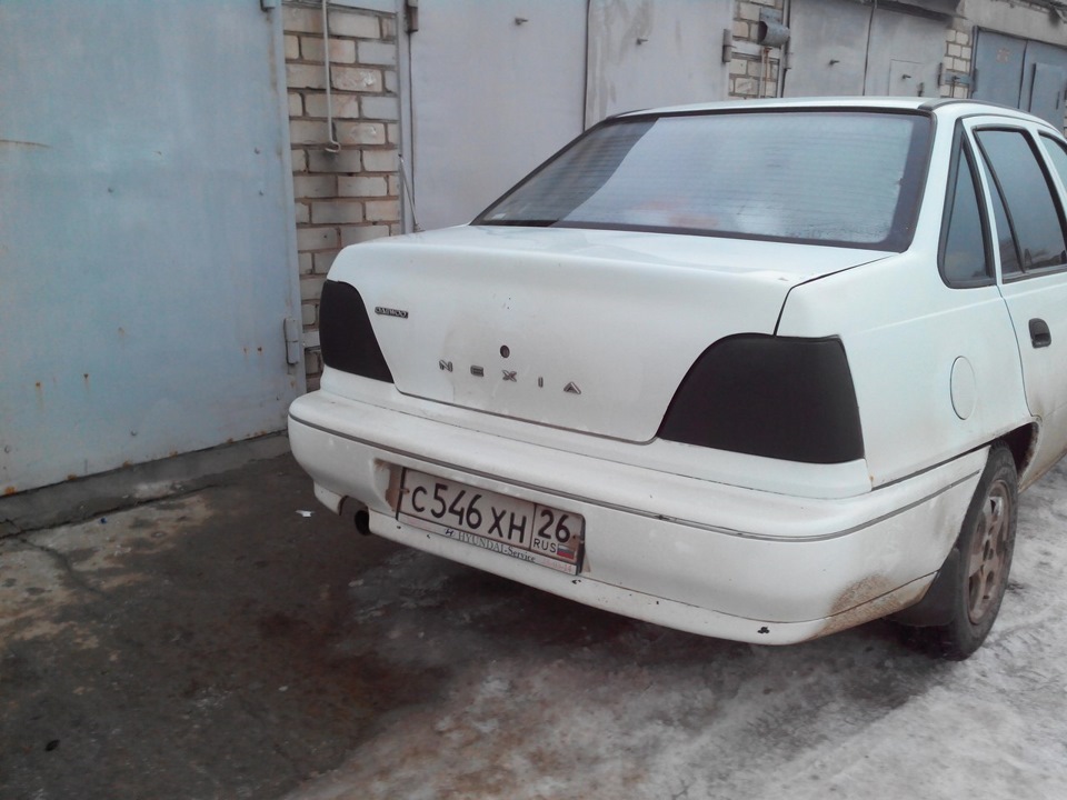 Решил покрасить задние фары и снять спойлер) — Daewoo Nexia, 1,5 л ...