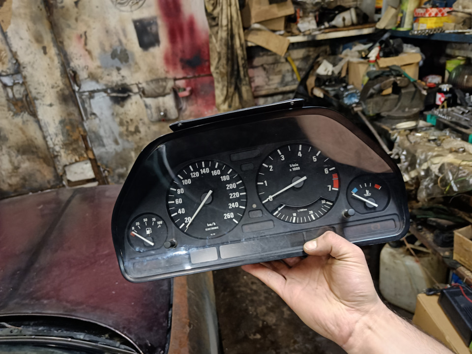 bb-E2NSgHRr8IiekLi3egSBxvLM-960.jpg