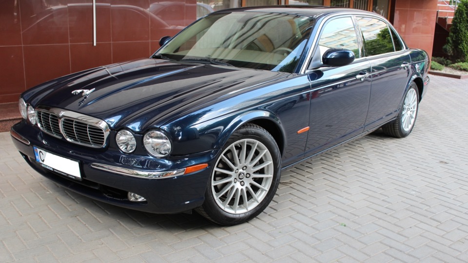 Jaguar XJ Mark 4