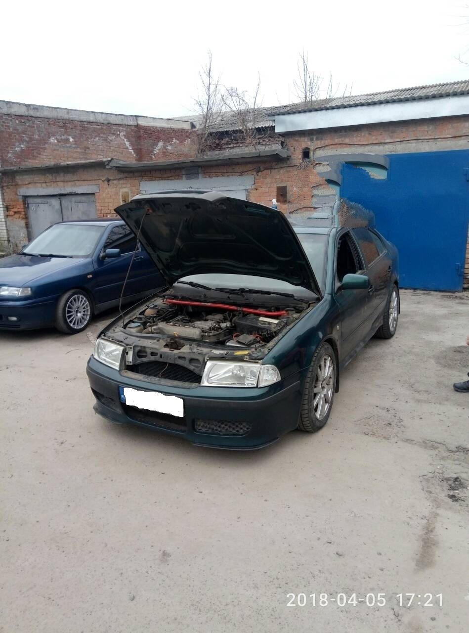 Приехала RS в разбор — Skoda Octavia A4 Mk1, 1,8 л, 2007 года | запчасти |  DRIVE2