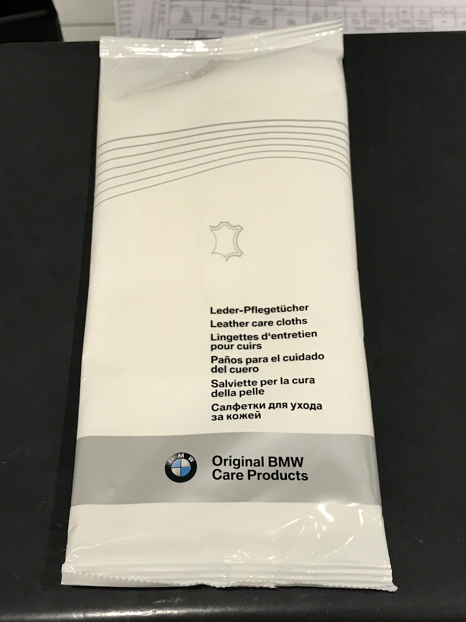 BMW Leather Cleaning Wipes