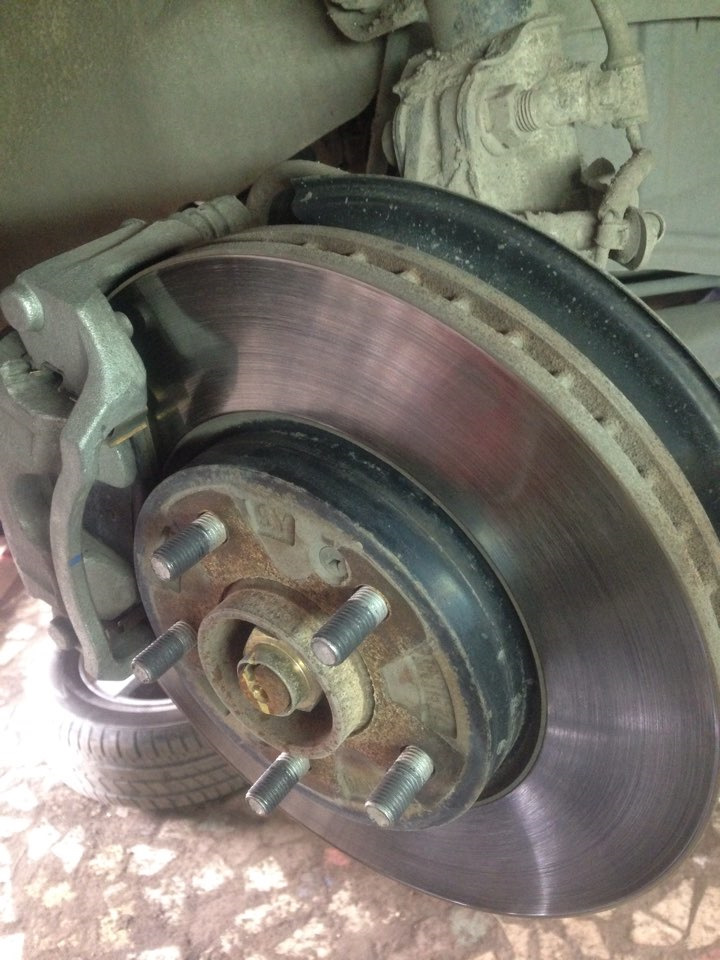 Купить Передние/задние тормозные колодки для 2012- CHANGAN CS35 S101062/S101063