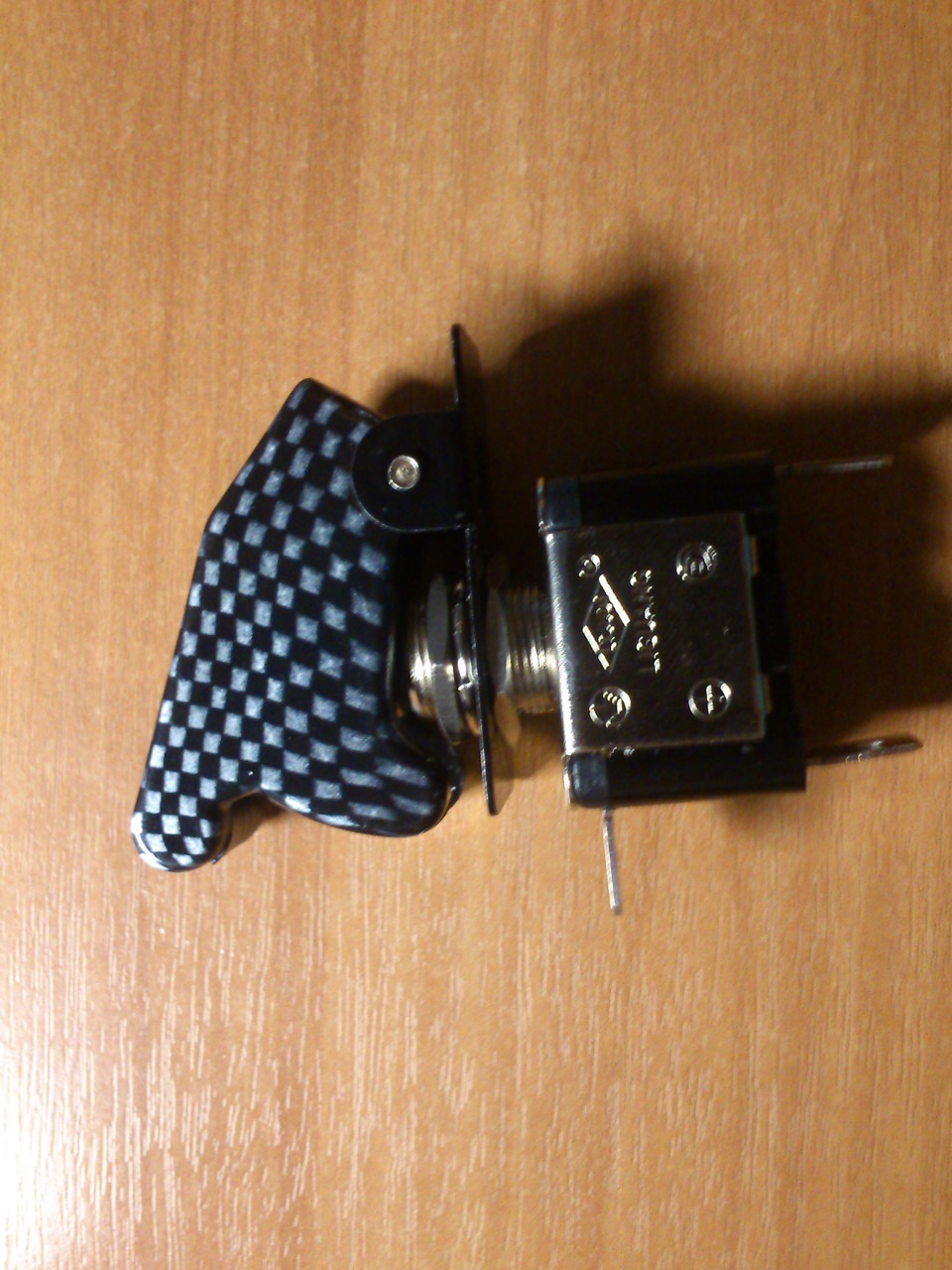 Установка бортового компьютера, тумблера, вольтметра — Lada Калина ...