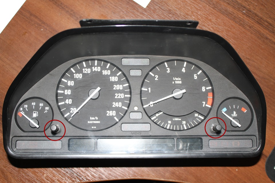 приборная панель бмв е30 м3. хром приборная панель е34. 5 1989. приборная панель е34. панель е34.