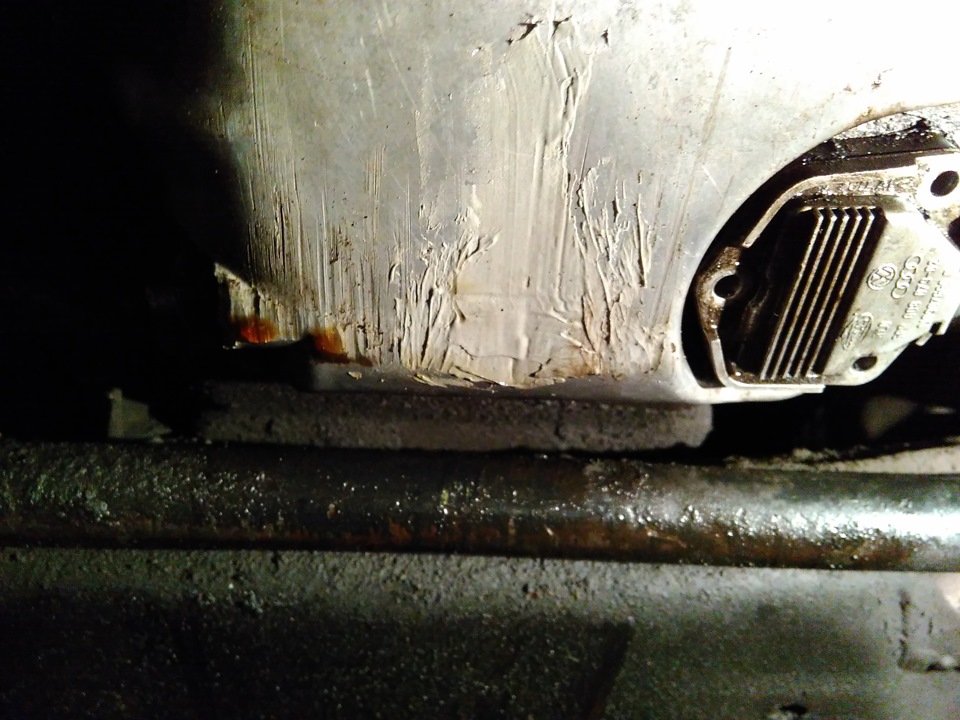 Пробил поддон картера — Audi A4 (B5), 1,8 л, 2001 года | поломка | DRIVE2