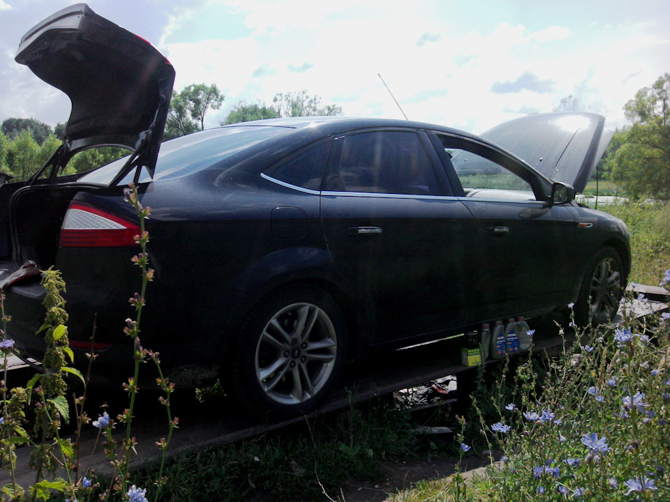 Photo from the logbook Ford Mondeo IV