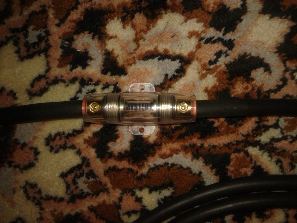 Питание для усилителя. — Alfa Romeo 166, 2 л, 1999 года | автозвук | DRIVE2