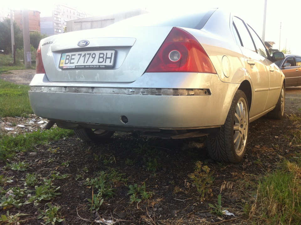 Погоня с прадо или как поменять бампер) — Ford Mondeo III, 1,8 л, 2002 ...