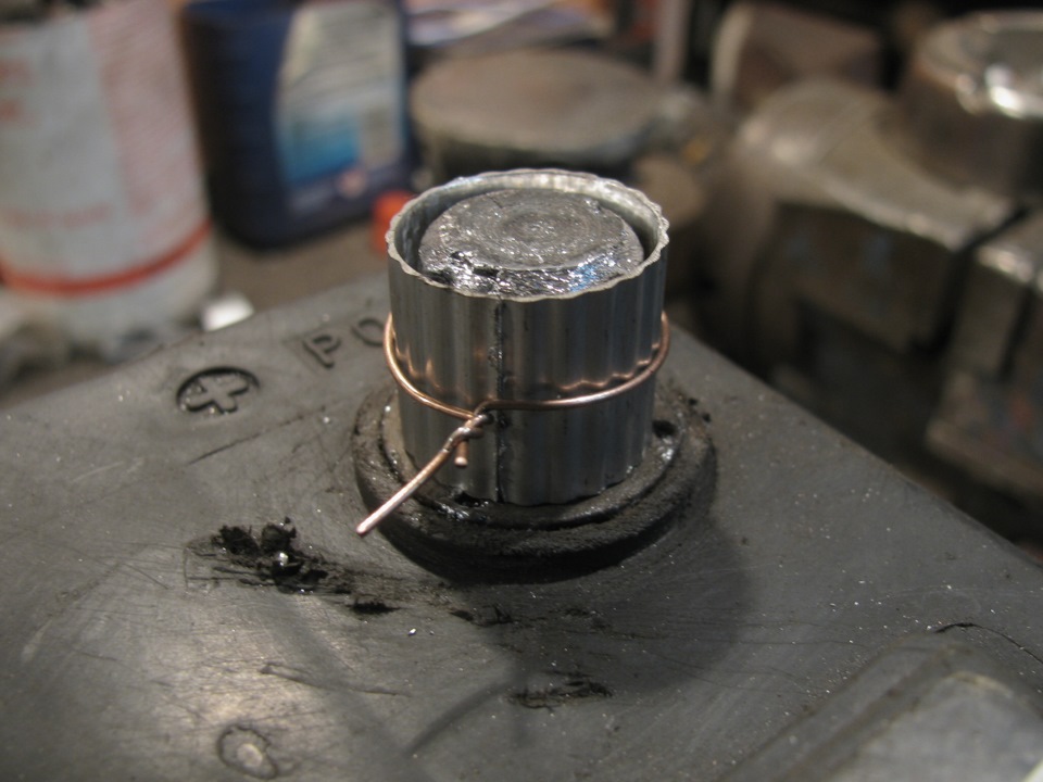 bb50e86s 960 Как паять клеммы аккумулятора батарейкой