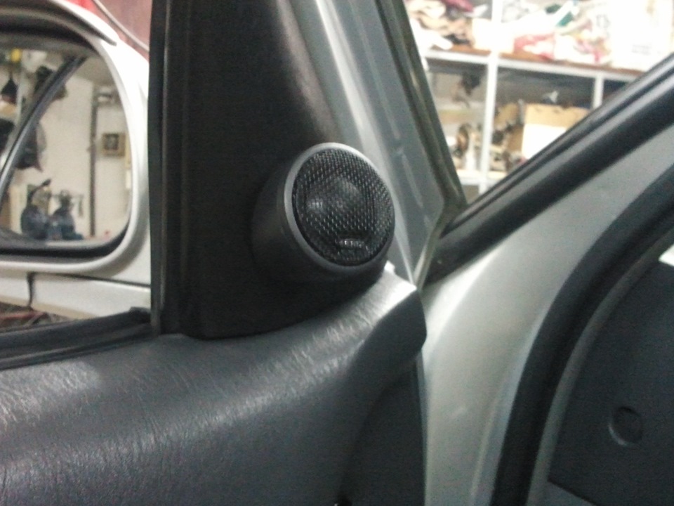 Установка высокочастотных динамиков — Toyota Camry (V40), 1,8 л, 1996 ...