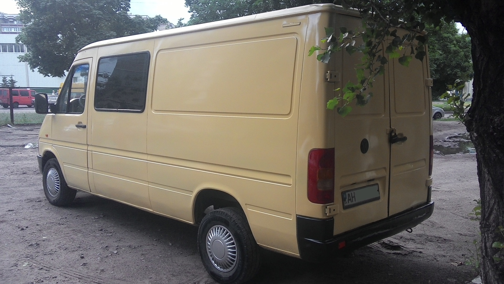 Volkswagen LT (2G) 2.5 дизельный 1998 | 35 SDI ЭлТешка 2.5 на DRIVE2