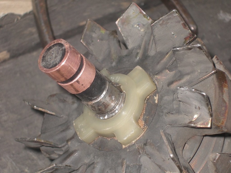 Замена токосъемных колец генератора ваз. Замена токосъемных колец генератора ваз. Кольцо контактное генератора bosch рено логан. Кольца на роторе генератора ваз 2110. Замена токосъемных колец генератора ваз.