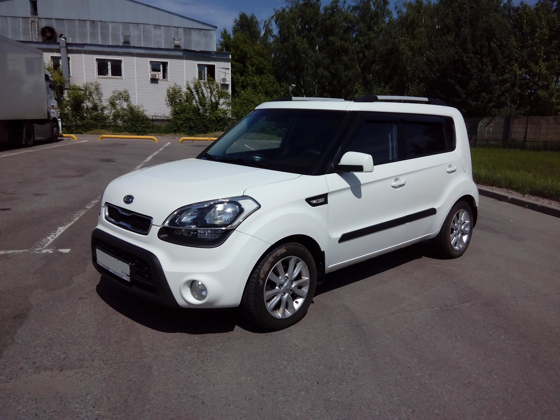 Соул поколения. Kia Soul 1. Киа соул 1 поколения. Кия соул 1.6. Kia Soul 1.9.