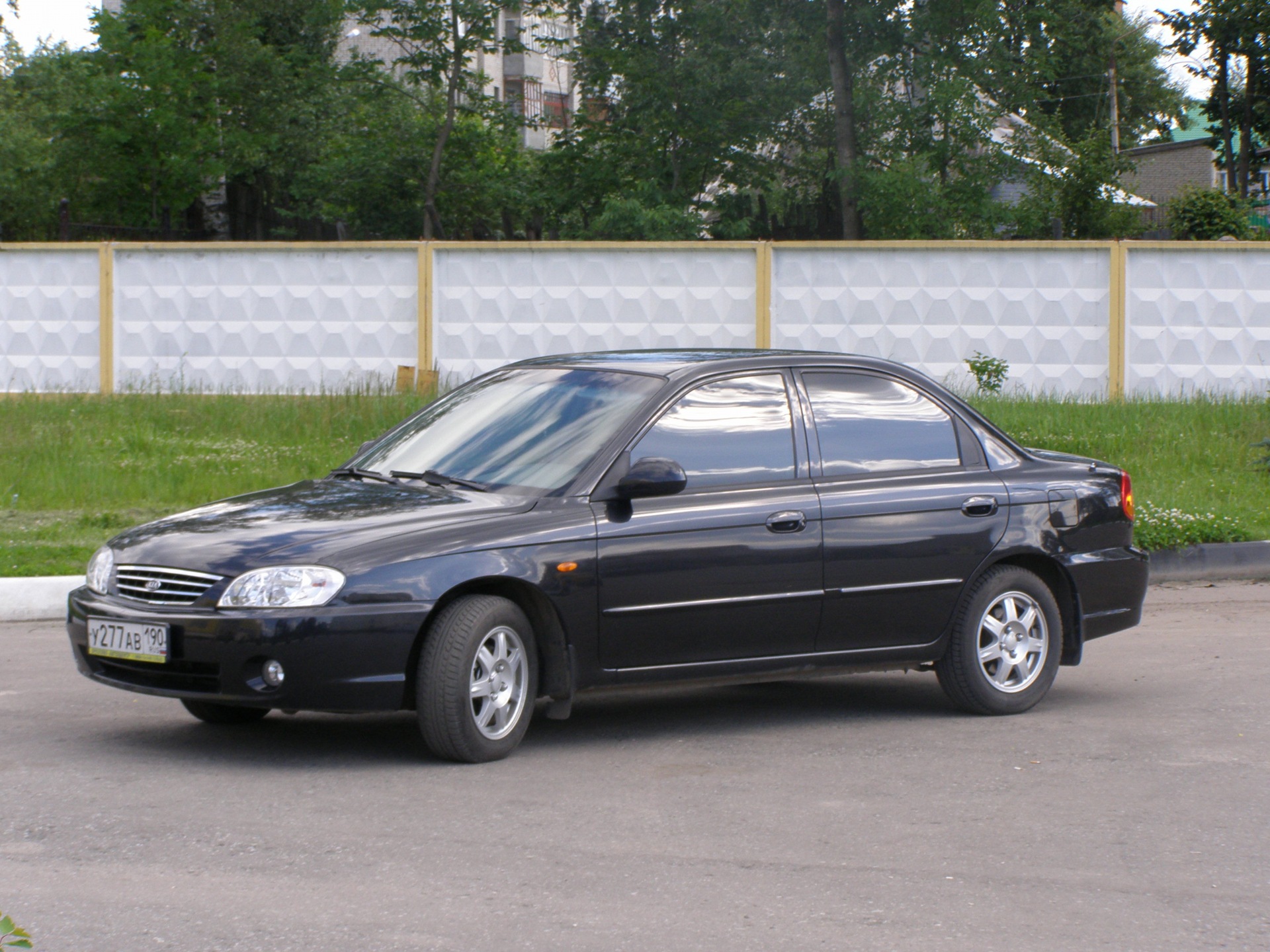 Фото kia spectra черного цвета