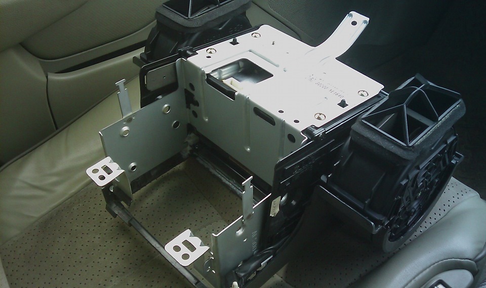 рамка 2din и Prology MDN-2640T — Nissan Skyline (V35), 2,5 л, 2003 года ...