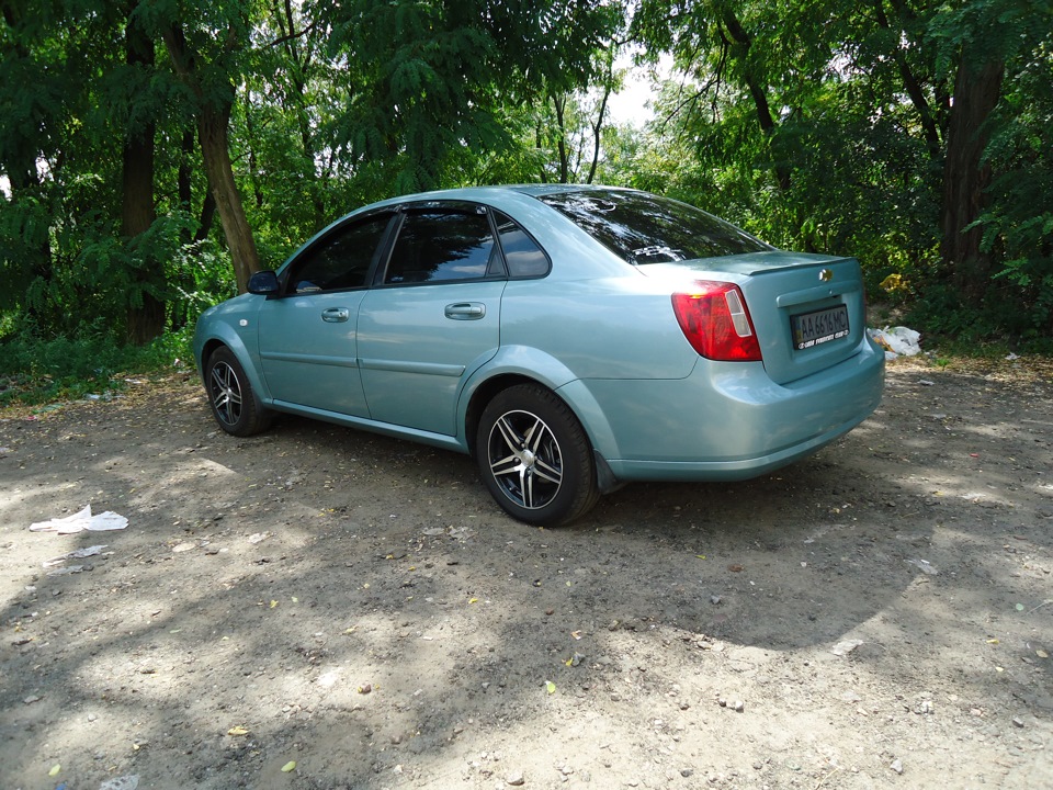 Chevrolet Lacetti Green