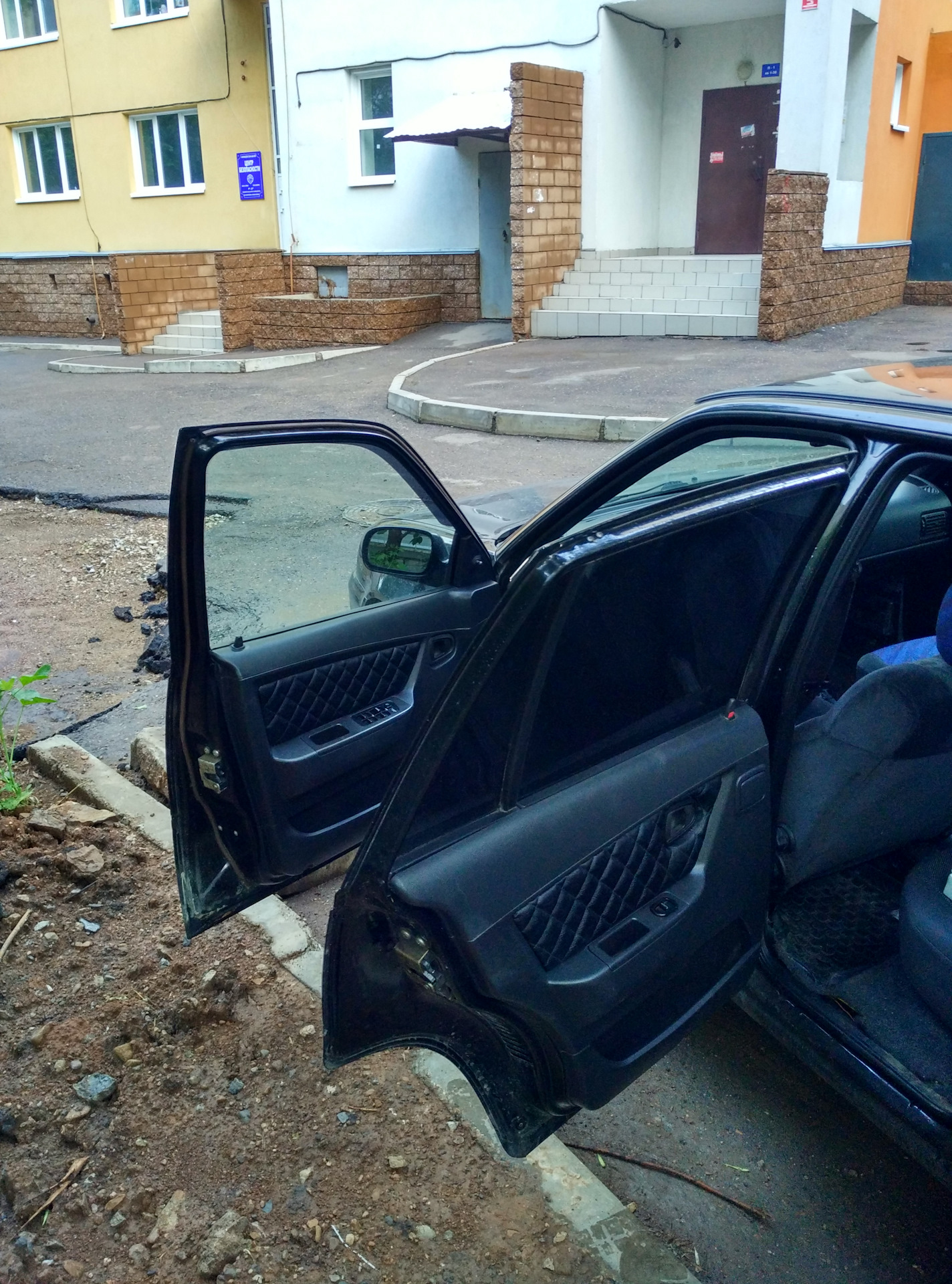 Вставки на дверные карты, перетяжка — Daewoo Nexia (N150), 1,5 л, 2008 ...