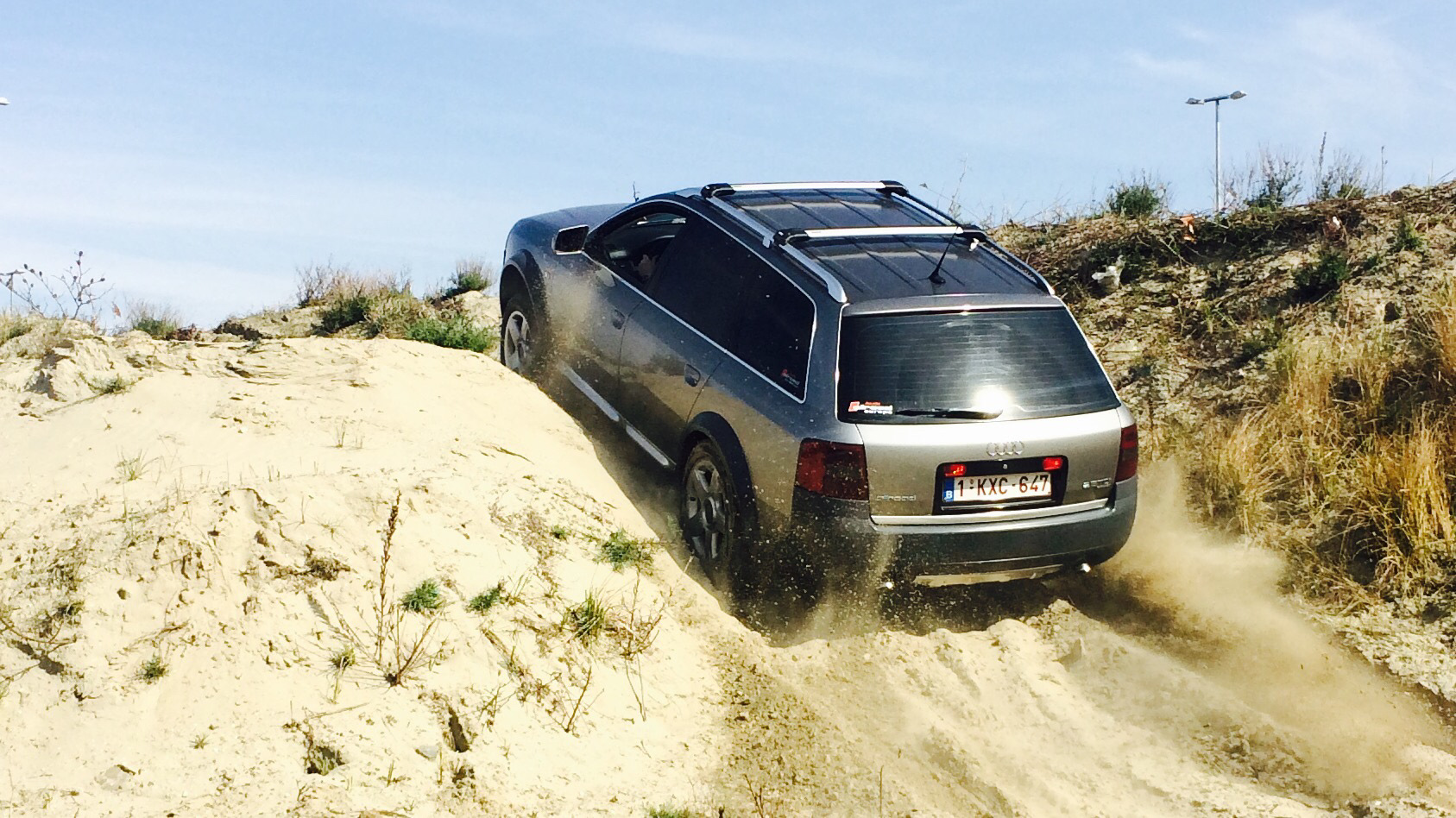 Ауди на бездорожье. Audi Allroad Offroad. Audi Allroad off Road. Ауди кватро оффроуд. Audi Allroad c5.