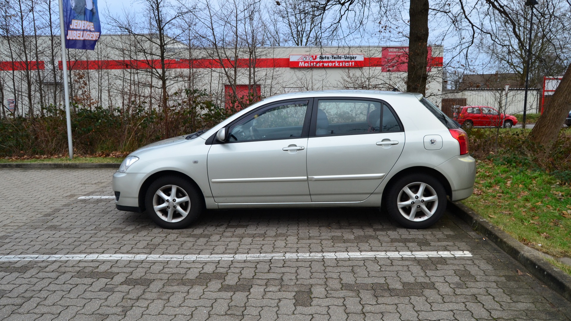 Toyota Corolla (120) 1.6 бензиновый 2005 | Японец с Русским Сердцем на  DRIVE2