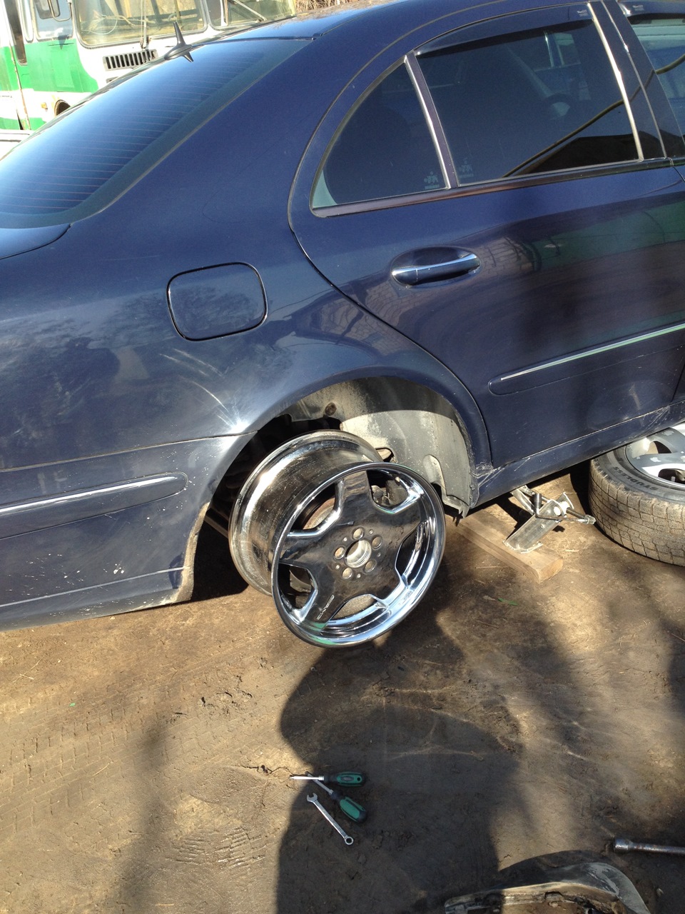 Примерил свой R18 — Mercedes-Benz E-Class (W211), 2,2 л, 2002 года ...