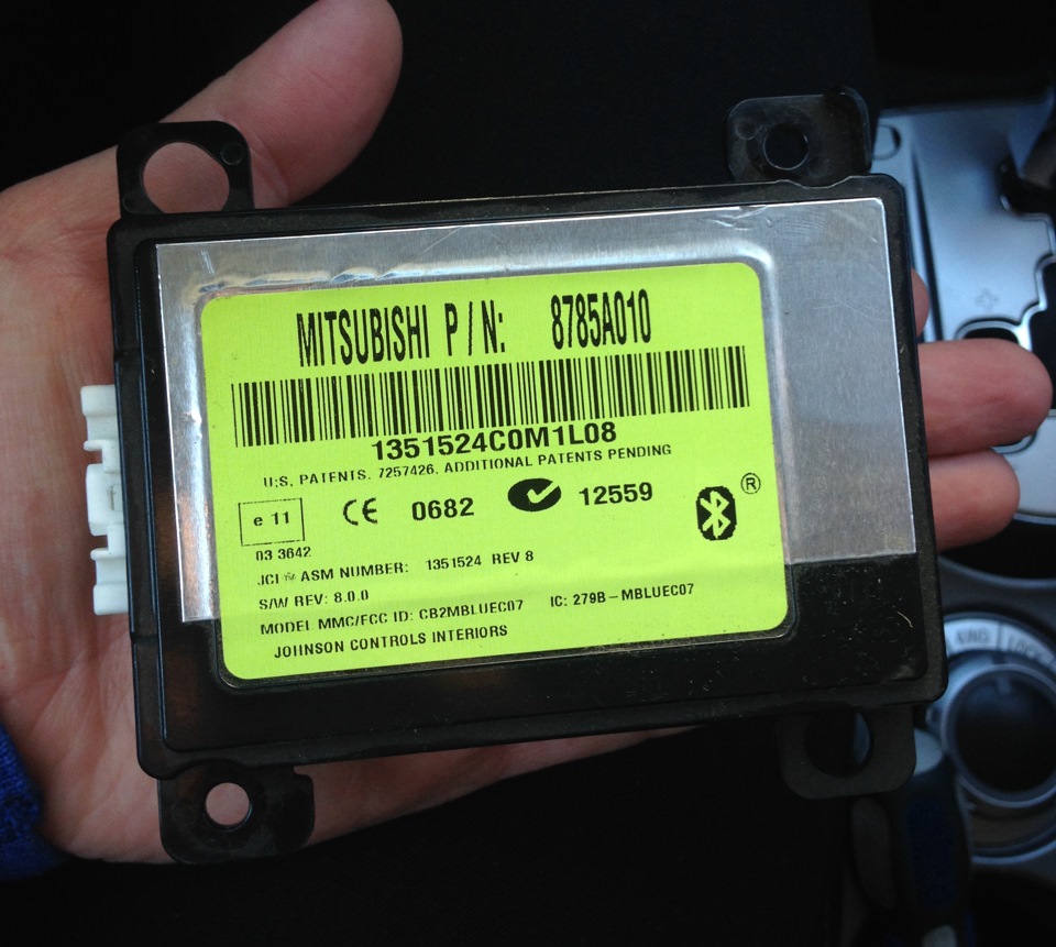 Русский Bluetooch + USB — Mitsubishi Outlander XL, 3 л, 2008 года |  автозвук | DRIVE2