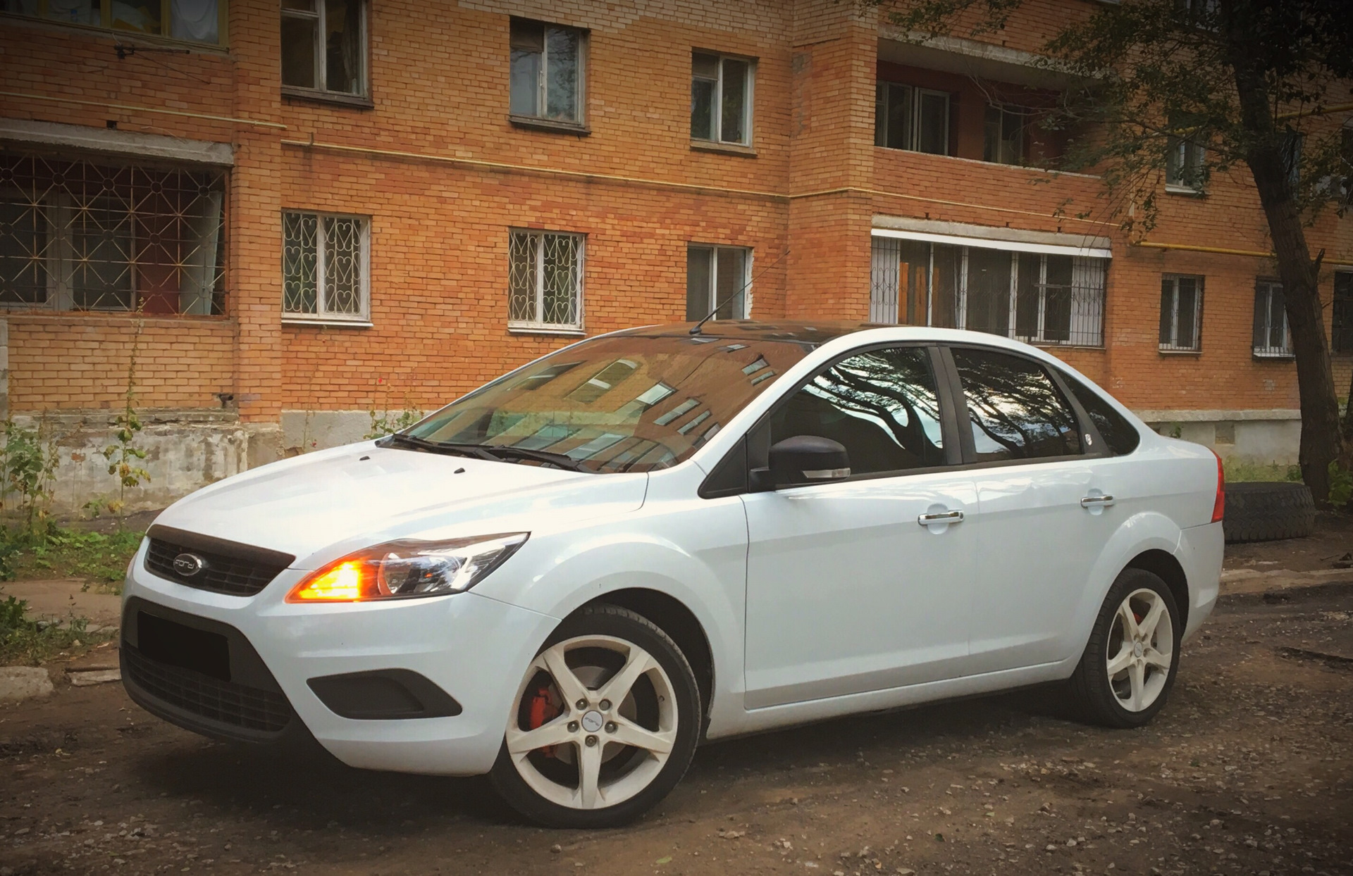 Ford Focus II 2008 White