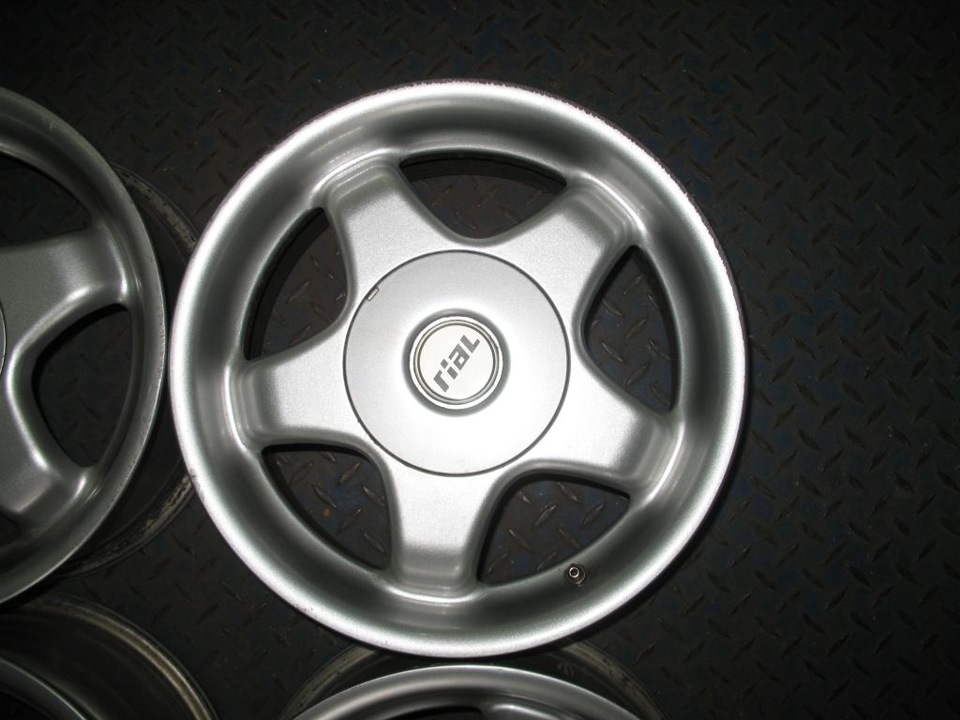 Продам диски 7J 15H2 ET 37 5x112 — Nissan Almera Tino, 2,2 л, 2001 года ...