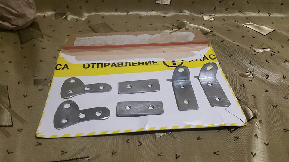 Крепления газовых упоров багажника. Часть 1 — Mitsubishi Lancer IX, 2 л ...