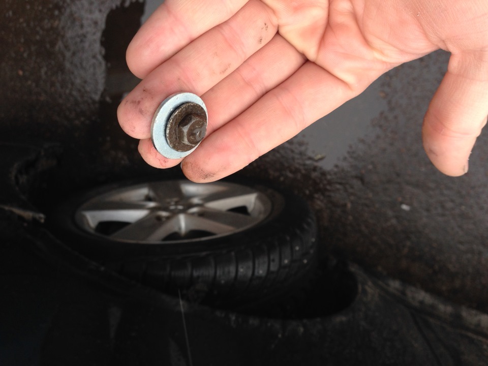 Мелкий ремонт бампера — Mitsubishi Lancer X, 2 л, 2008 года | своими ...