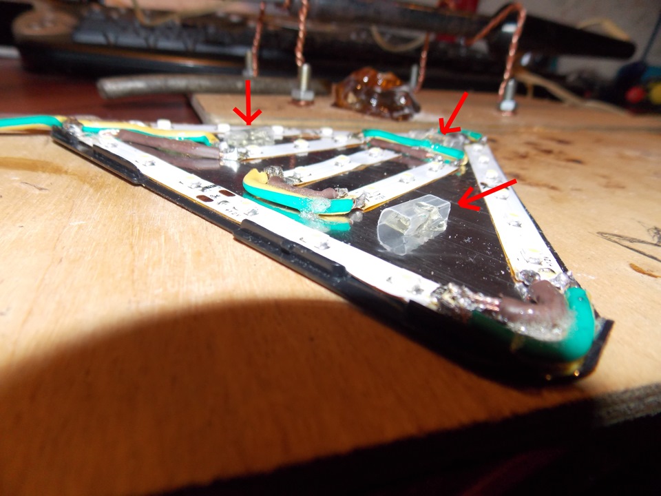 Значок ШИПЫ! — Audi 100 (C4), 2,6 л, 1994 года | просто так | DRIVE2