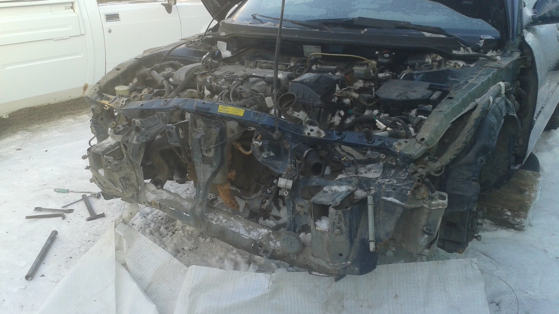 Восстановили после аварии. ДТП Mazda 626 GD. Восстановление морды после ДТП Mazda GH.
