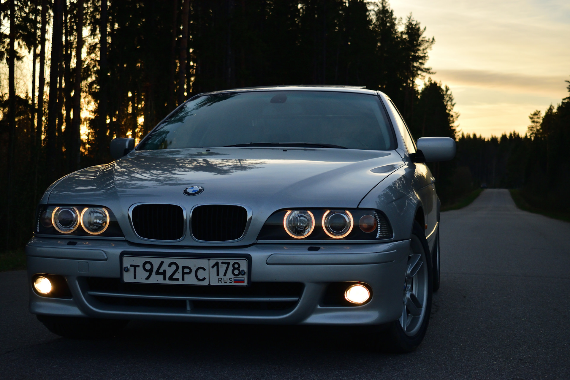 Продажа бмв в россии. BMW 5 Series e39 2021. BMW 5 Series e39 Курск. BMW 5 настоящая. Машины 2001.