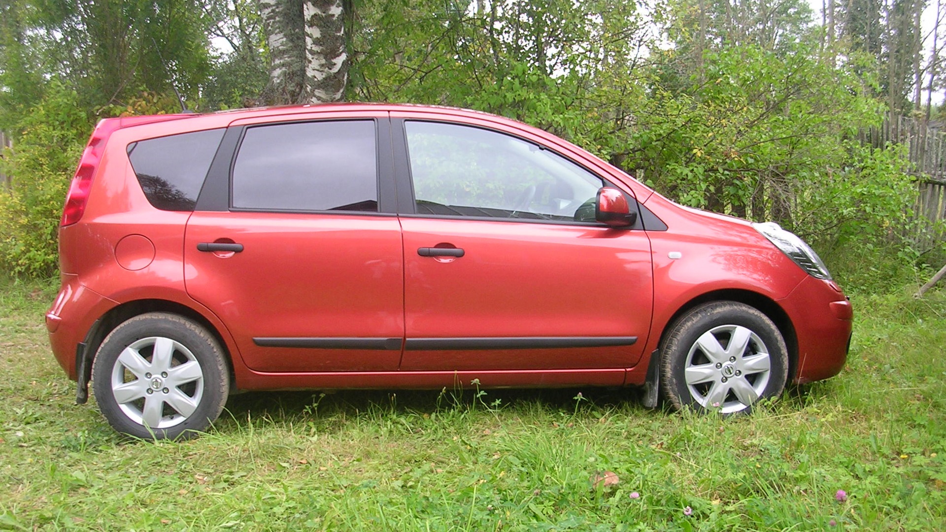 Ниссан ноут 1.6. Ниссан ноут рыжий. Nissan Note 2008 рыжий. Ниссан енот 2007. Ниссан енот 1.6 автомат.