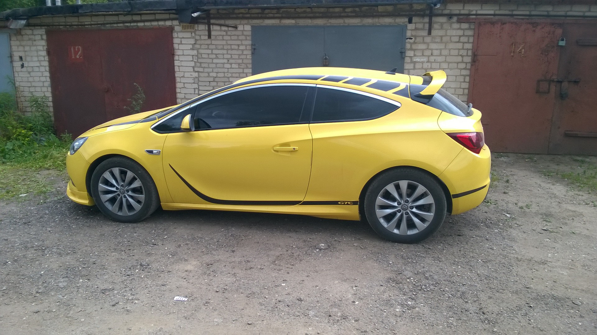 Аэрография Opel Astra GTC