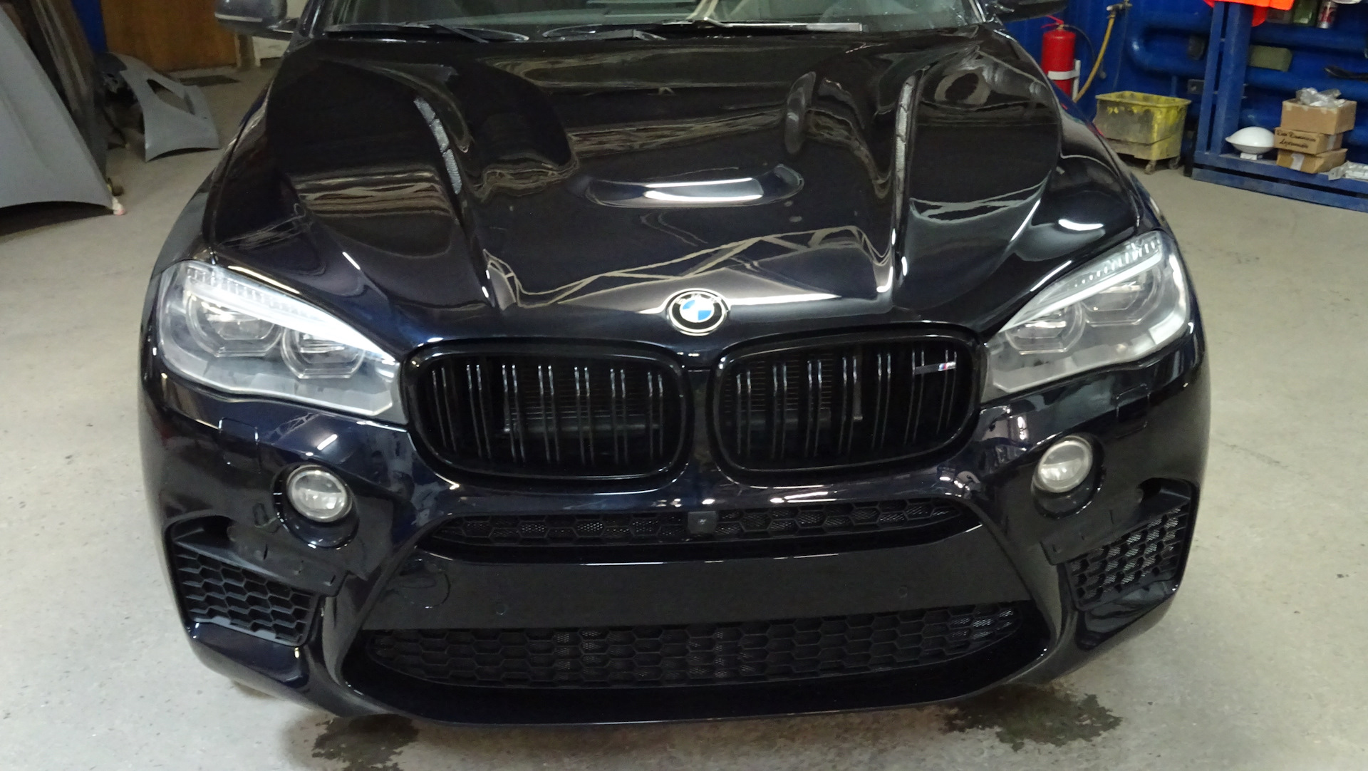 Бампер x1. BMW x6 передний бампер. BMW x6 бампер передний Hamann. X6 f16 Hamann. BMW f86 x6m бампер передний.