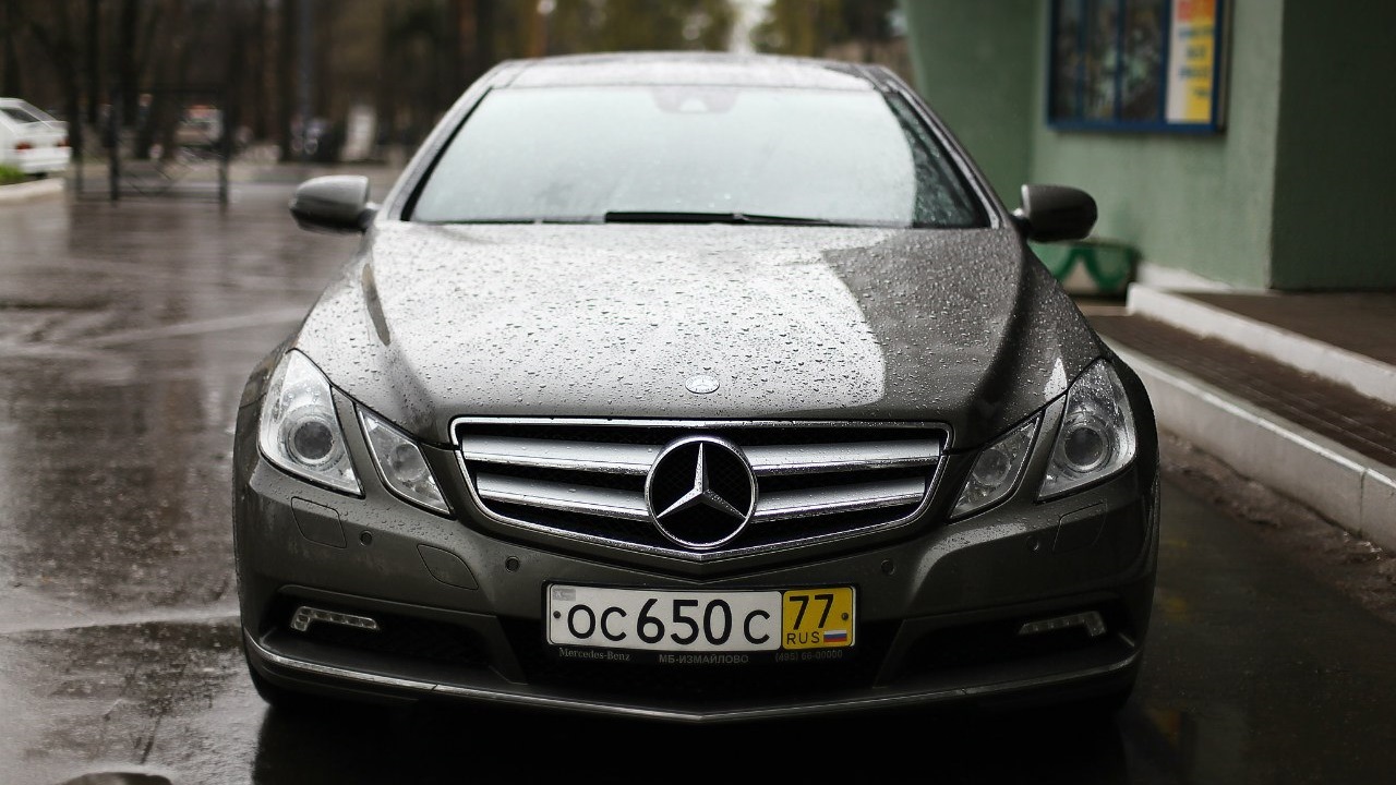 Mercedes-Benz E-class Coupe (C207) 3.5 бензиновый 2010 | The Phenomenon на  DRIVE2