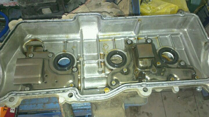 клапанная крышка прадо 120