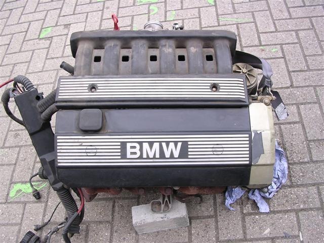 Двигатель б 50. M50 мотор BMW. М50 двигатель БМВ. Мотор БМВ м50 2 0. Мотор БМВ е34 м50б20.