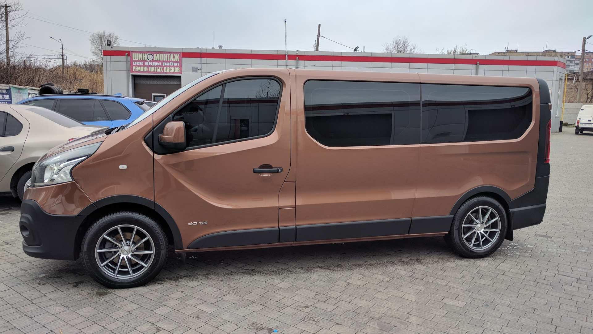 Диски Vossen на Renault Trafik 3 — Renault Trafic (3G), 1,6 л, 2016 года |  колёсные диски | DRIVE2