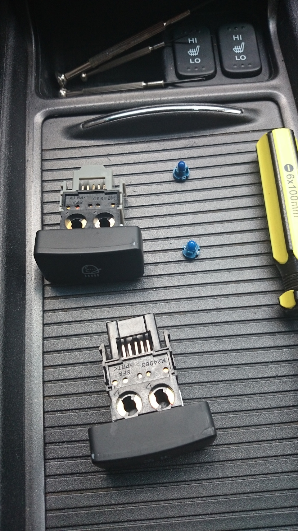 Нет отличий — Honda Civic 4D (8G)