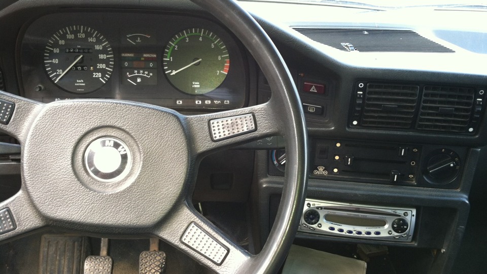 Bmw 5 Series 1 8 4kpp Drive2