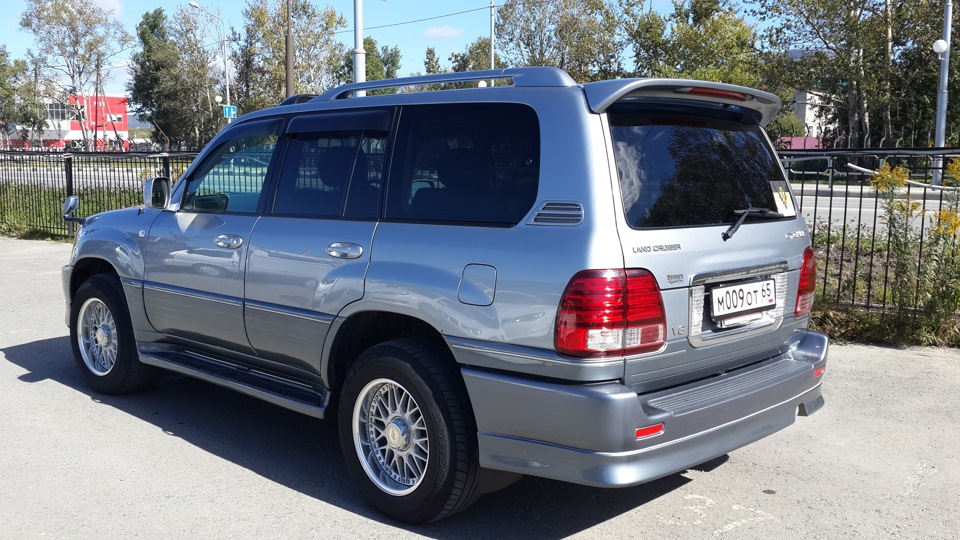 Toyota land cruiser cygnus отличия