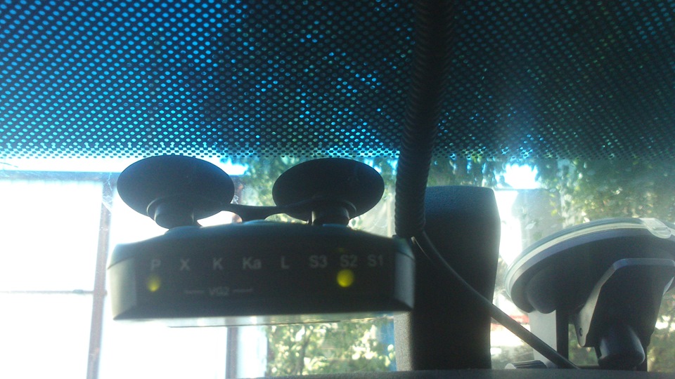 Подключение радара к плафону подсветки — Citroen C4 (1G), 1,6 л., 2007 ...