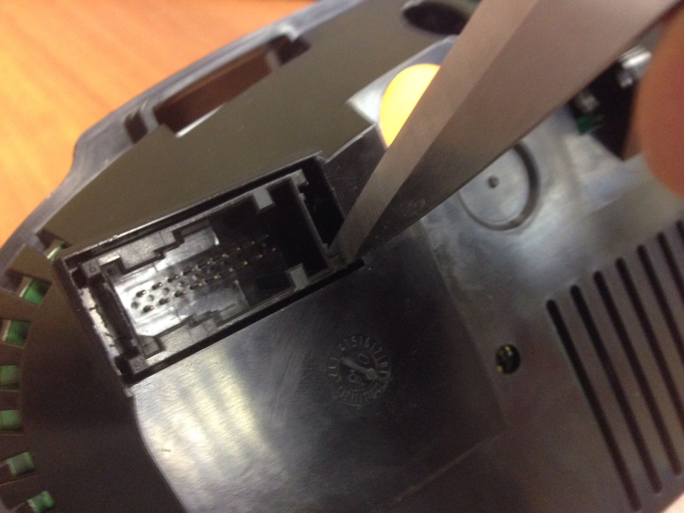 Белая панель приборов и моторчик круиз-контроля — BMW X5 (E70), 3 л ...