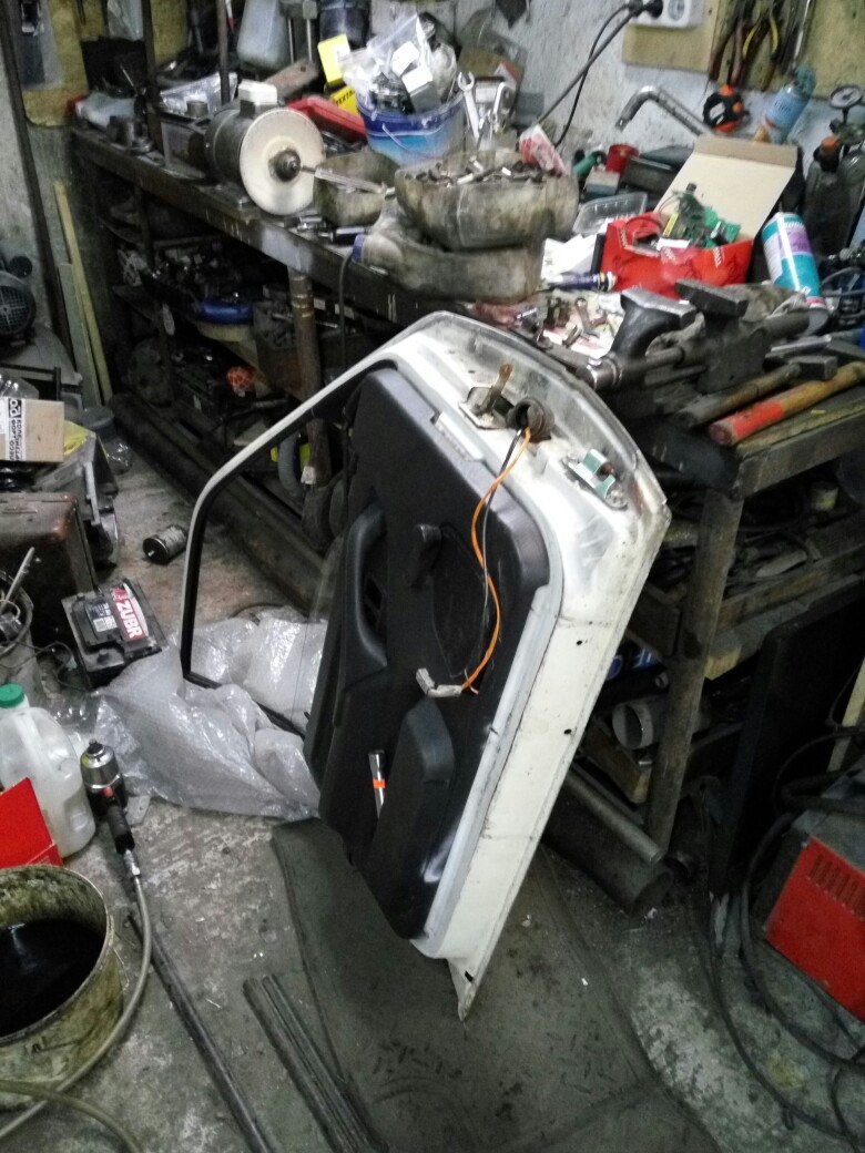 Провисли петли? Аккуратно… — Volvo 440, 1,8 л, 1991 года | своими ...